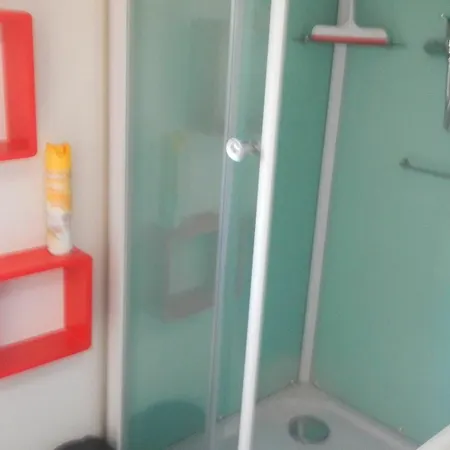 With One Bedroom In Saint-raphael, With Wonderful Sea View An Apartment